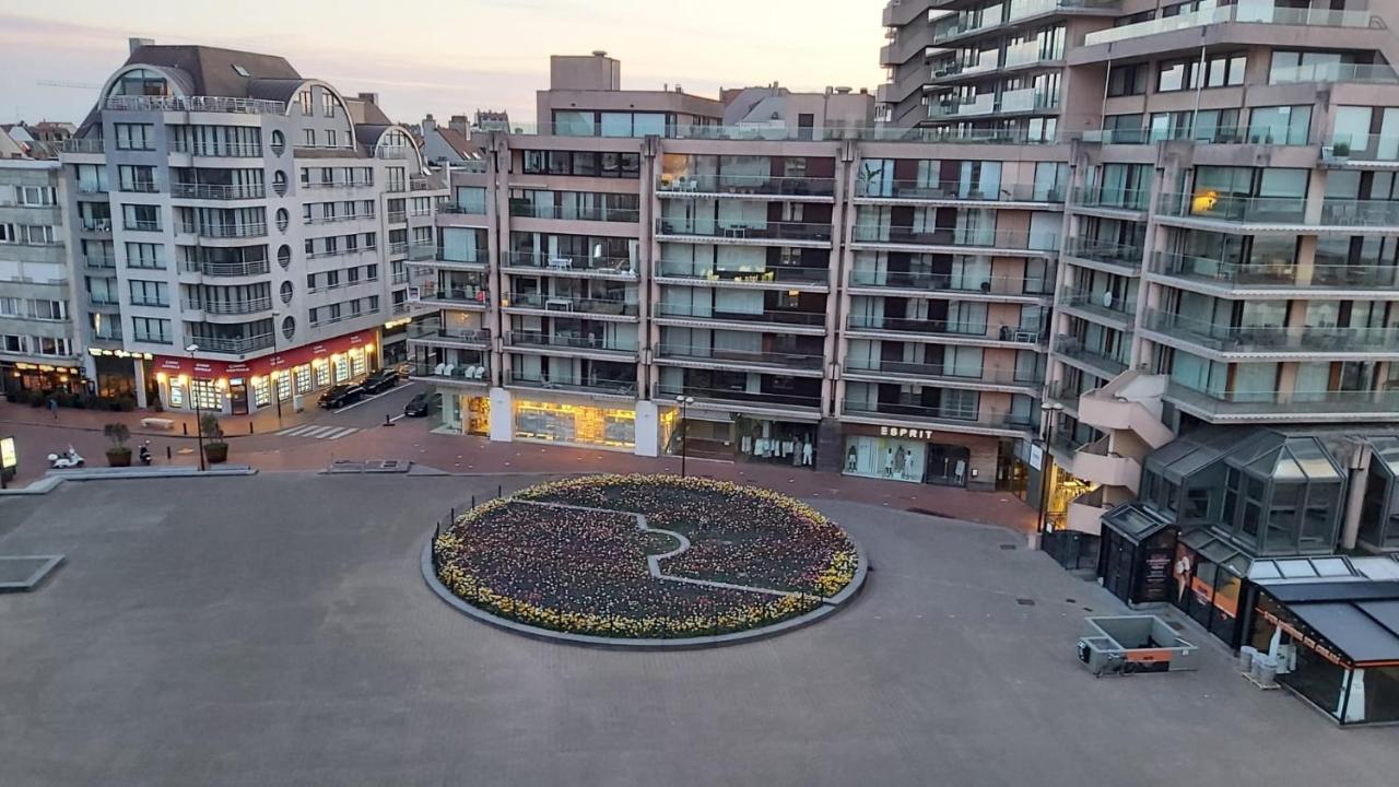 Appartement Met Zeezicht Op Het Van Bunnenplein 克诺克－海斯特 外观 照片