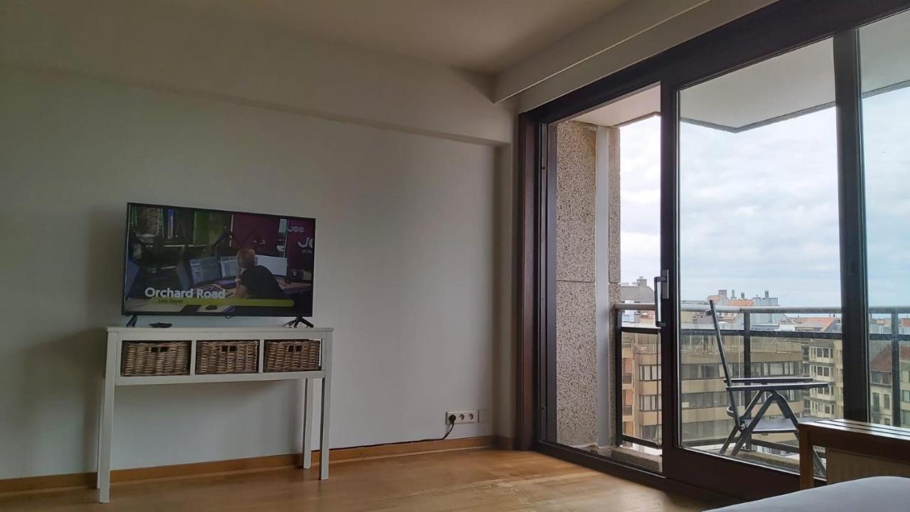 Appartement Met Zeezicht Op Het Van Bunnenplein 克诺克－海斯特 外观 照片
